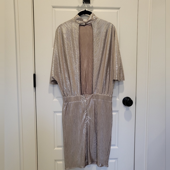 Rose gold/silver metallic lame mini dress - Picture 2 of 6